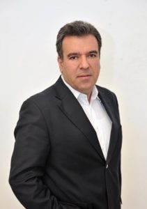 KONSOLAS MANOS 1