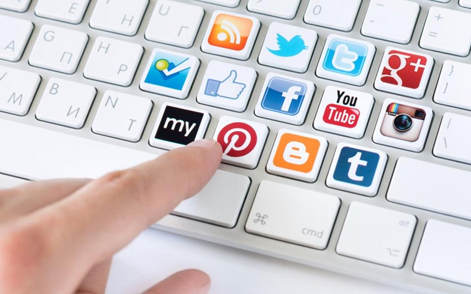 social media thumb large