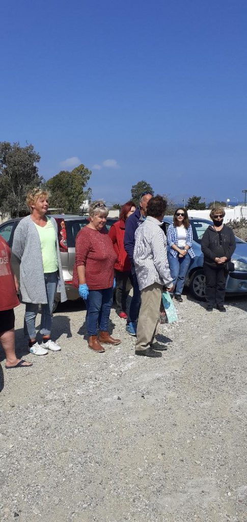 2020 4 16 Διανομή τροφής σε φιλόζωους 6