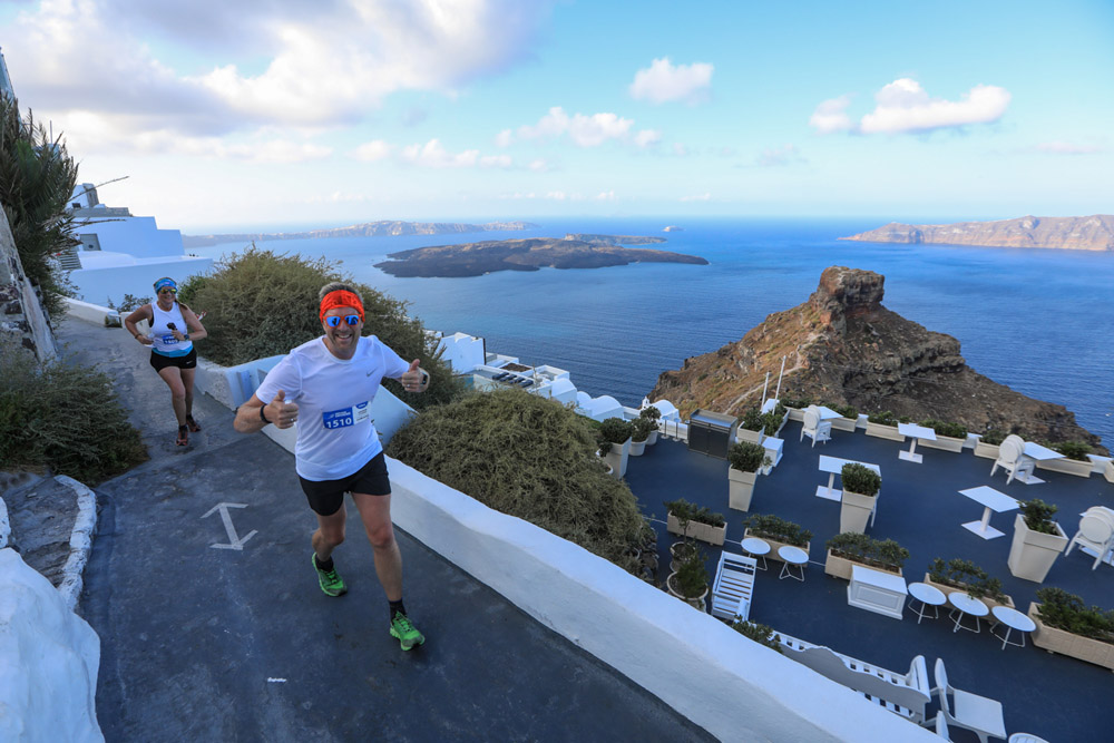 1 Santorini Experience by Babis Giritziotis