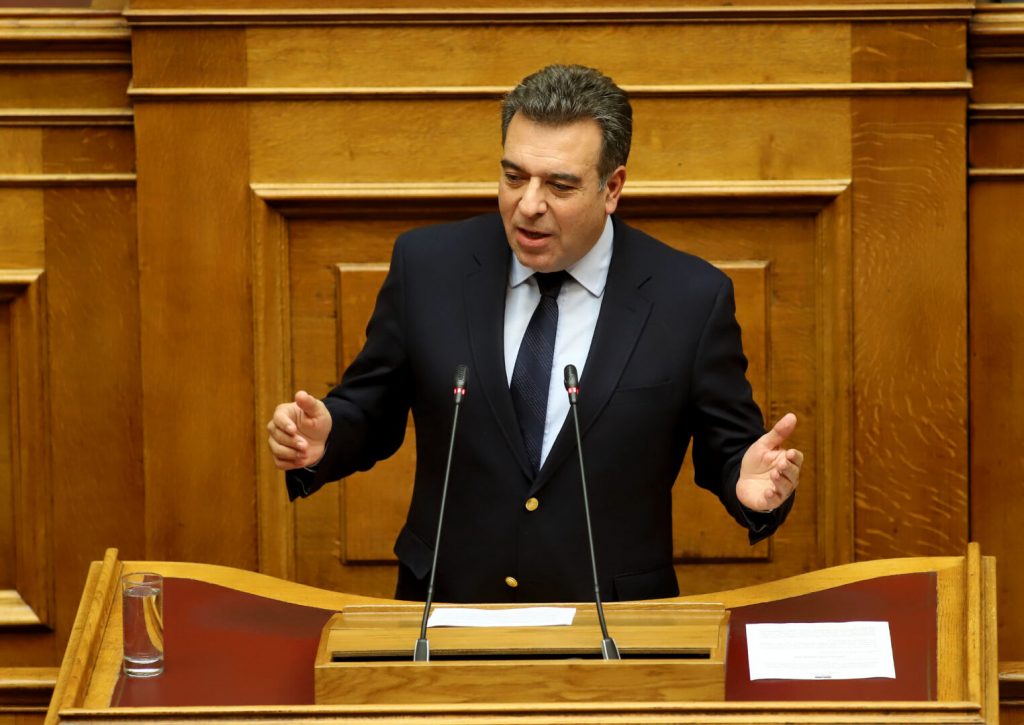 ΜΑΝΟΣ ΚΟΝΣΟΛΑΣ 1 1525x1080 1