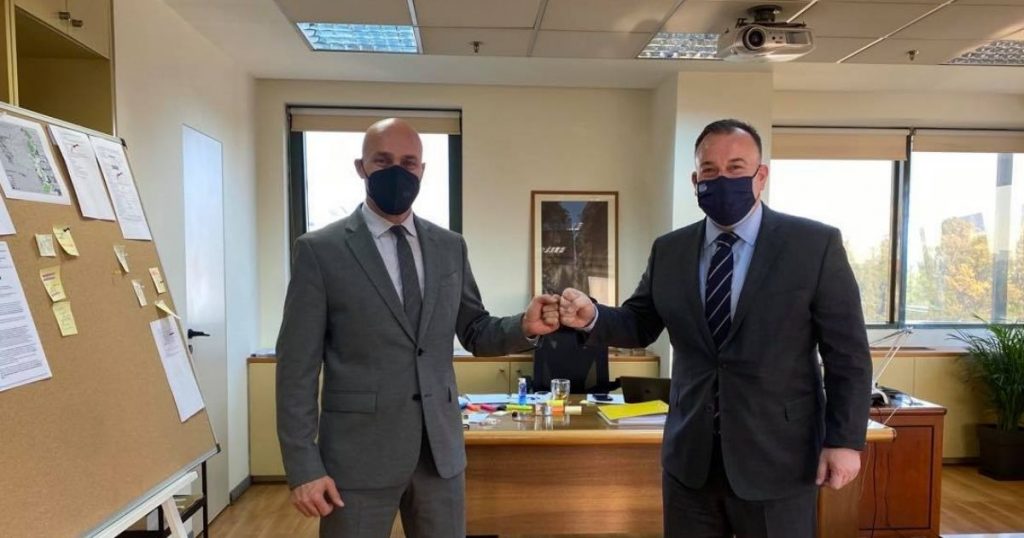 ΠΑΠΠΑΣ ΑΜΥΡΑΣ 3