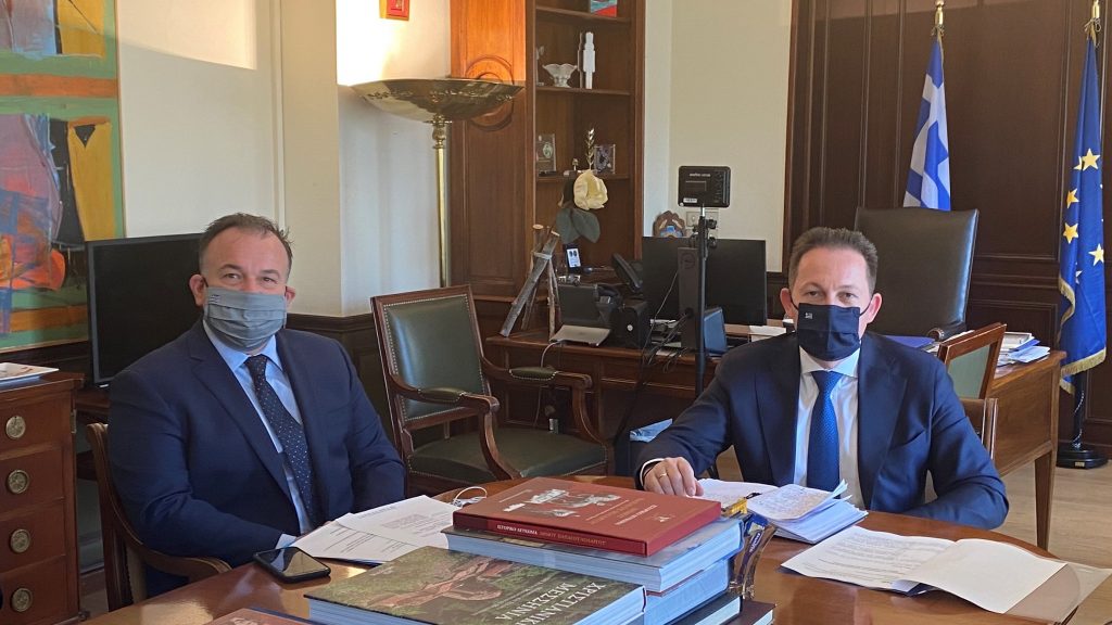 ΠΑΠΠΑΣ ΠΕΤΣΑΣ scaled