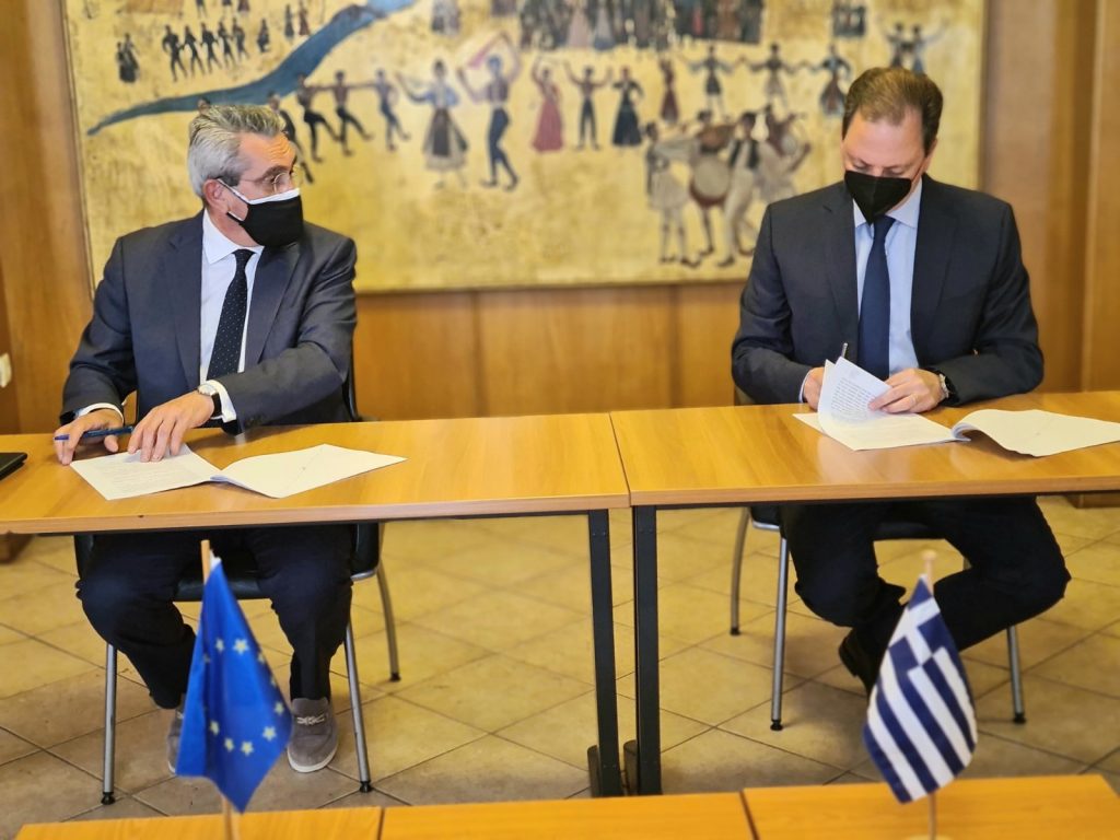 0 02 05 997b284305b0627aff6d1ca1e6627d385797f1d75bfdb3e755c721429e112a94 43531ecf