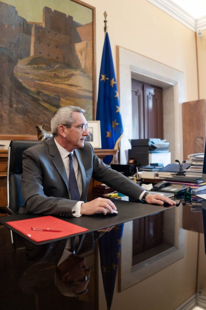 0 02 05 dbd0fb3541e6b48c36b466ccffa443af1f7385077195e3caf50b540e843c8ad3 1c6da2ebf4f5fb 1