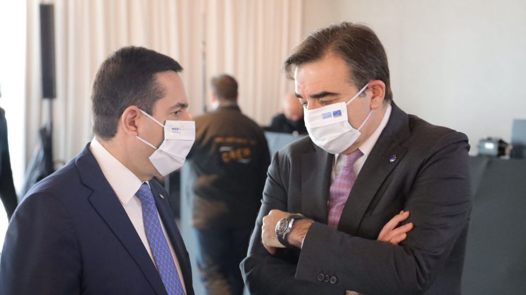 Υπουργός Μετανάστευσης και Ασύλου κ. Νοτης Μηταράκης Αντιπρόεδρος Ευρωπαϊκής Επιτροπής κ. Μαργαρίτης Σχοινάς