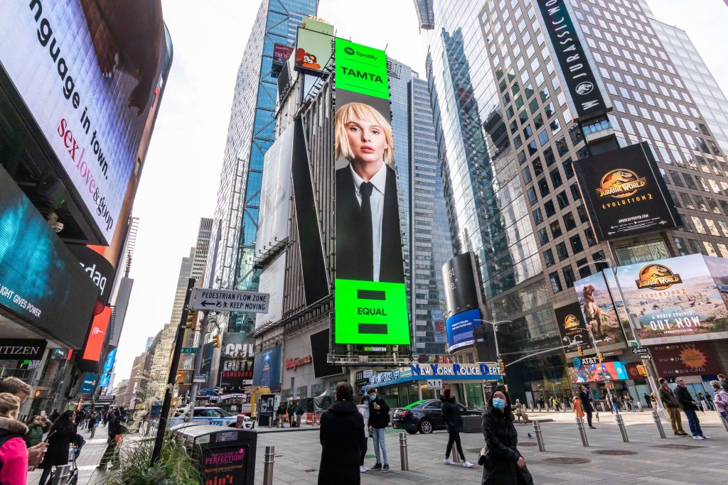 Tamta Times Square 2 scaled