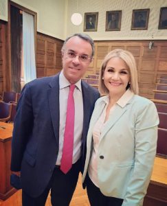 ΙΑΤΡΙΔΗ ΣΤΑΙΚΟΥΡΑΣ ΕΠΙΤΡΟΠΗ ΟΙΚΟΝΟΜΙΚΩΝ