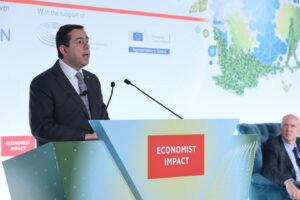 20221201 mitarachi economist 4
