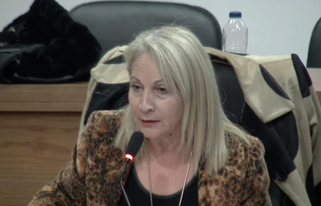 main 6a4d0a8dfb6d17cabce864cdd6f53b5e