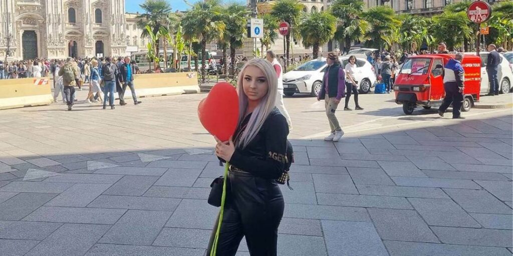 e4ffd83f ae87 4968 9cce 33c84d594cbd 1 1