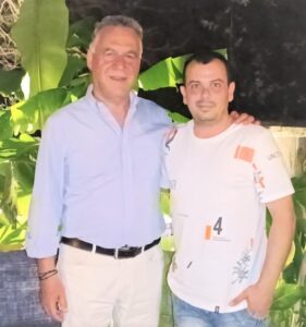 ΓΙΑΚΟΥΜΑΡΟΣ