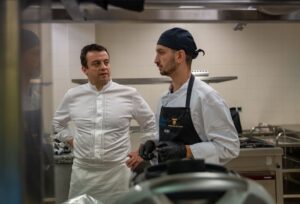 Δημήτρης Μαυρόπουλος young chef cooking