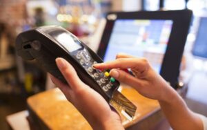 pos credit card karta shutterstock 768x480 1
