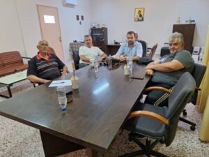 2024 6 13 Καρδάμαινα Κοινότητα συνάντηση Αντιδήμαρχοι