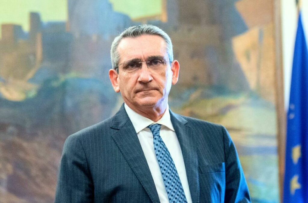 χατζη 3 1068x704 1