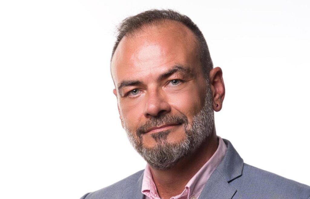 main 8c07db0805657a462989e117eaaef345